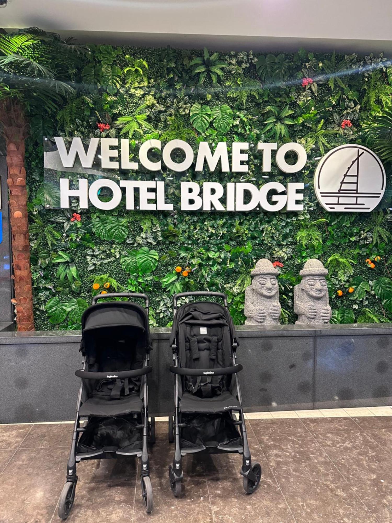 Hotel Bridge Согвипхо Экстерьер фото